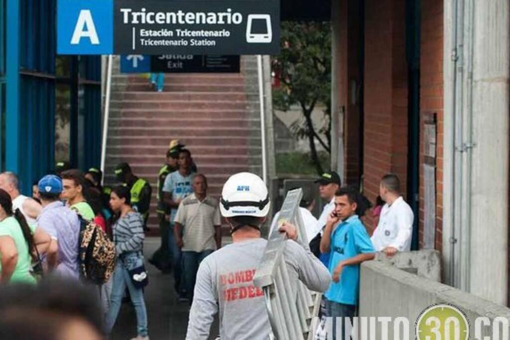 Acogedor Urbanizacion Tricentenario Medellin